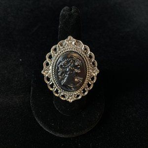 Black,Cameo, Silver Tone Stretch Fashion Ring